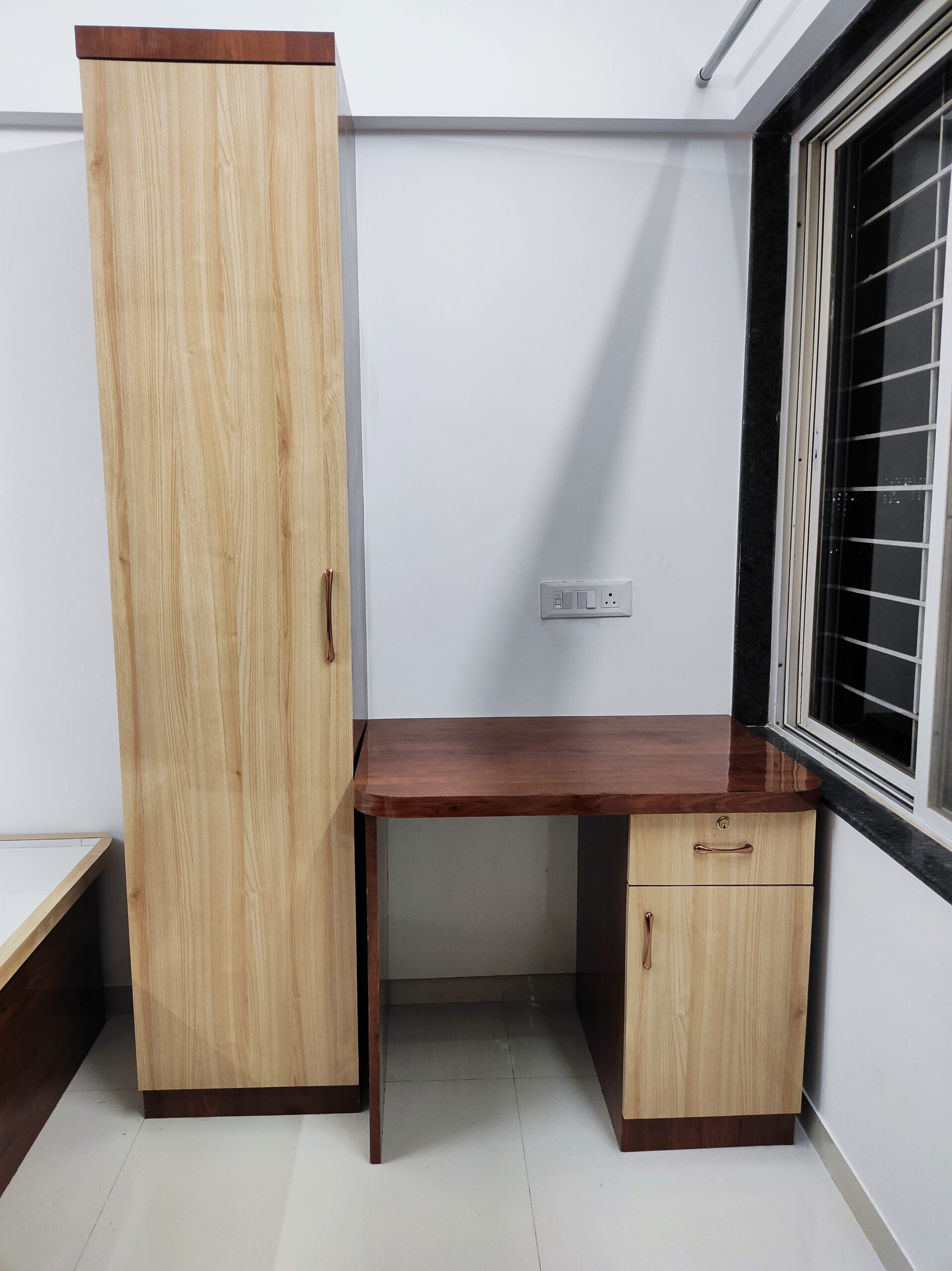 1692585486210_1692585460402